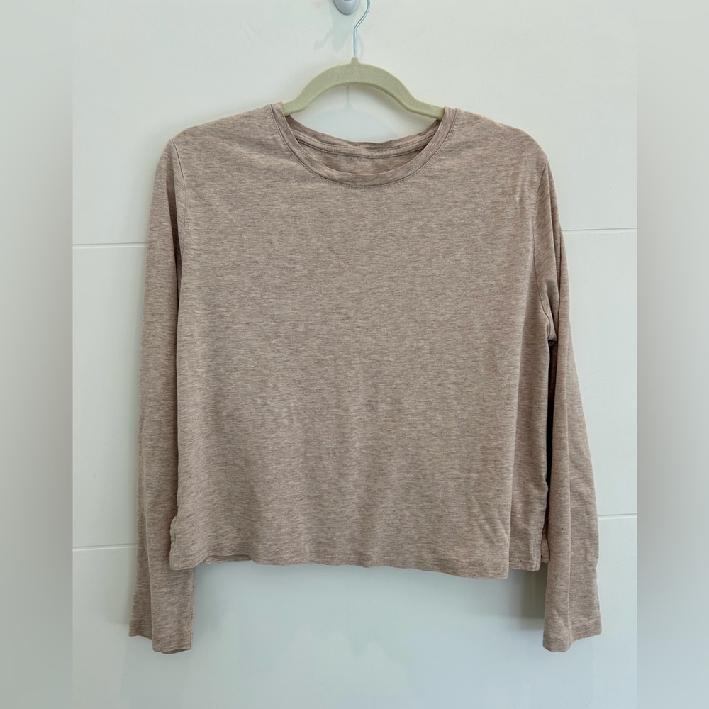 Girlfriend Collective Cupro Long Sleeve Cropped Tee Beige Size Medium